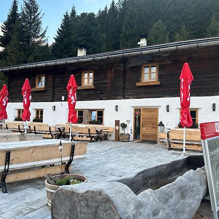 Peer Alm Hotel Navis Luaran gambar