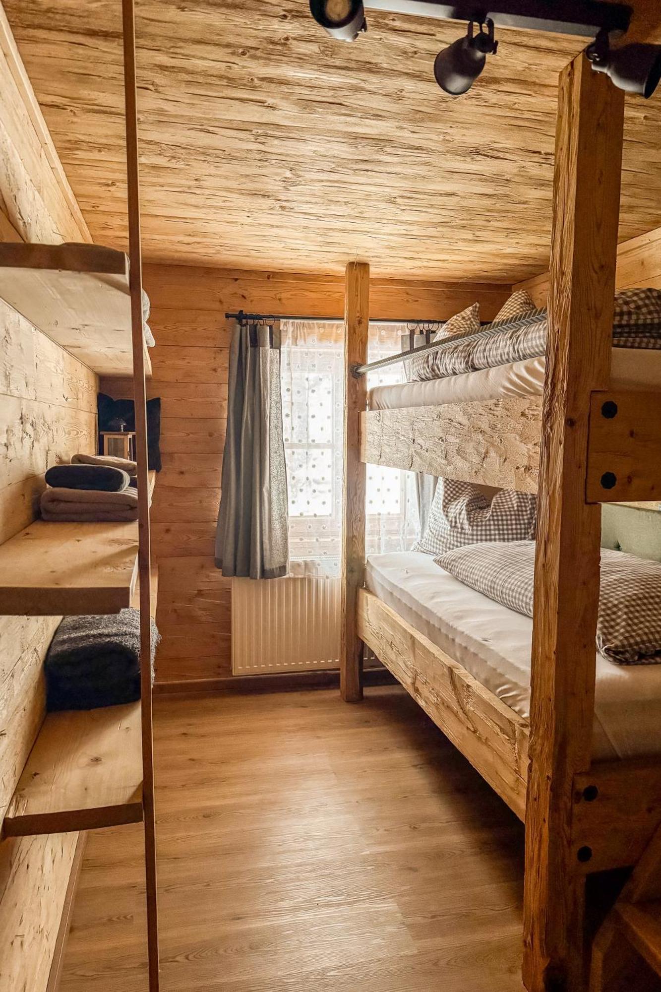 Peer Alm Hotel Navis Luaran gambar