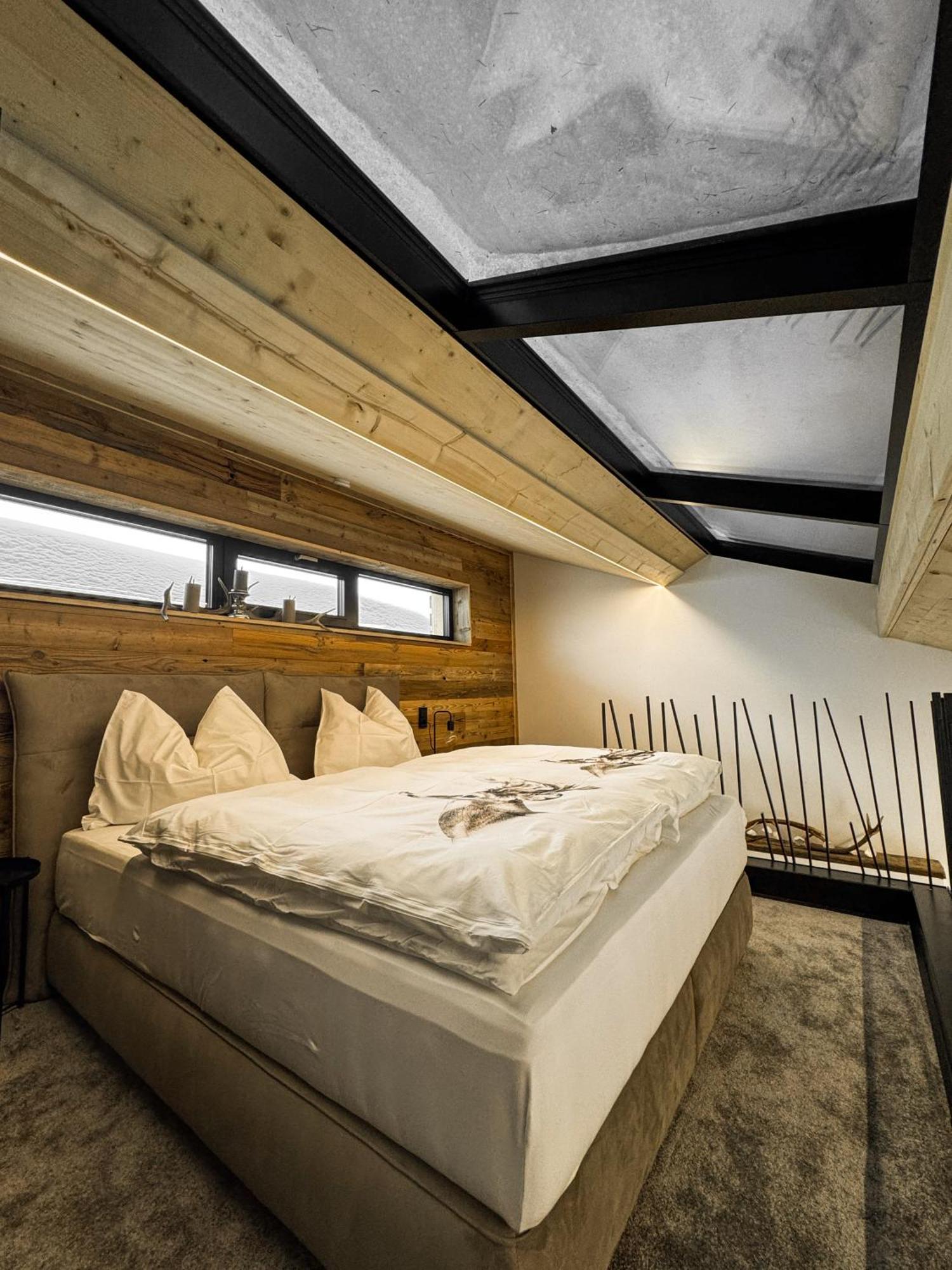 Peer Alm Hotel Navis Luaran gambar