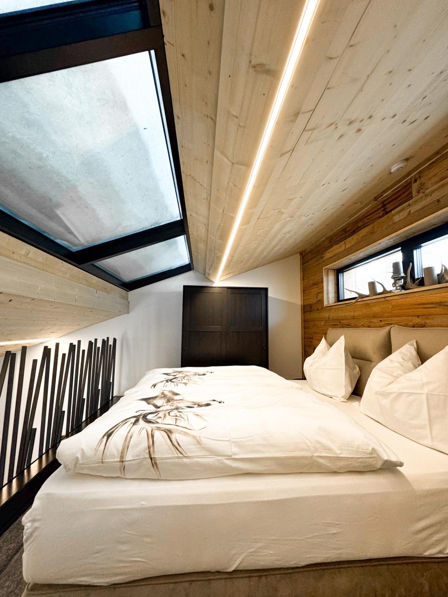Peer Alm Hotel Navis Luaran gambar