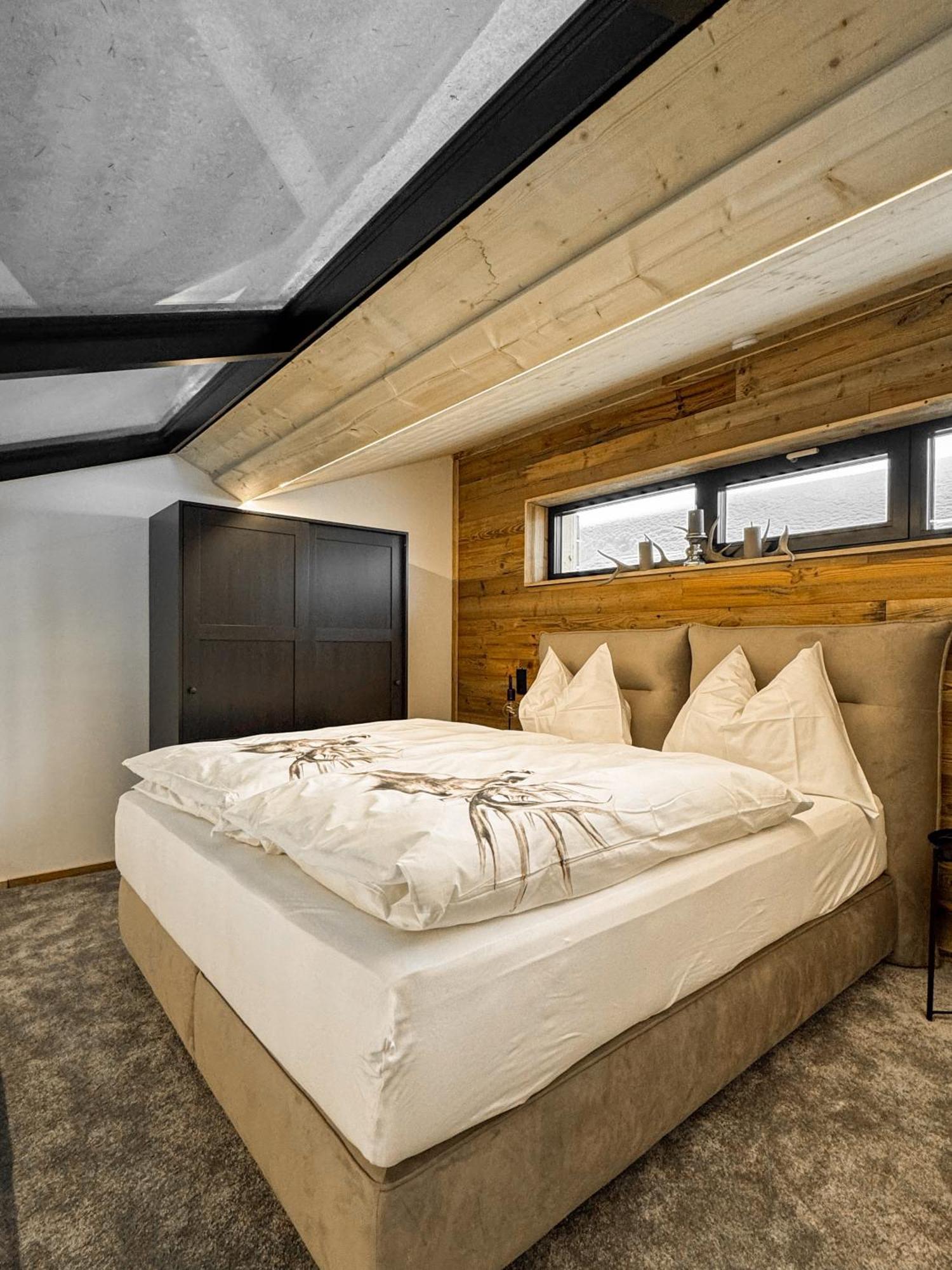 Peer Alm Hotel Navis Luaran gambar